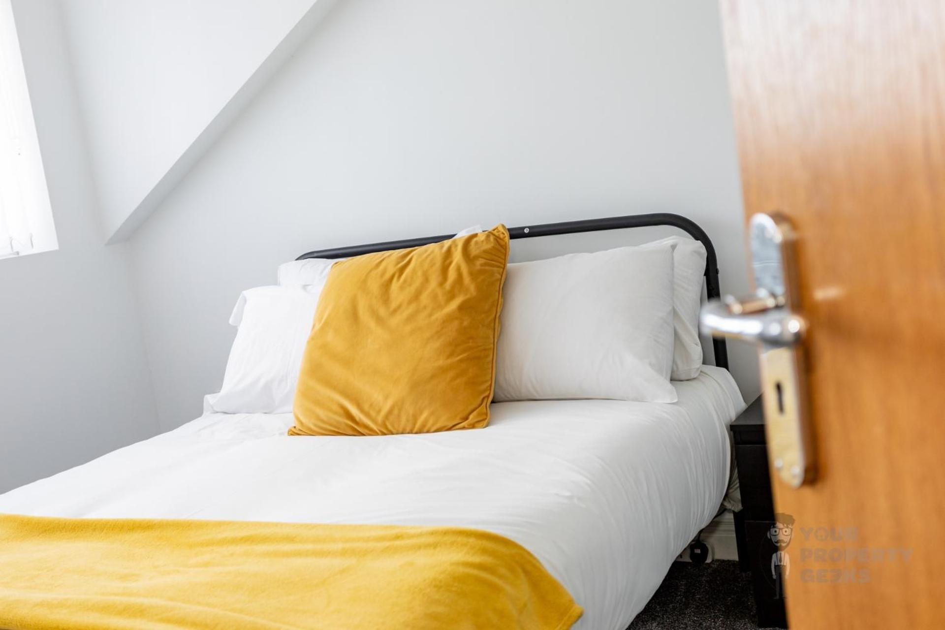 Attic Style 2 Bed Duplex Apartment With Rooftop Patio Belfast Eksteriør bilde