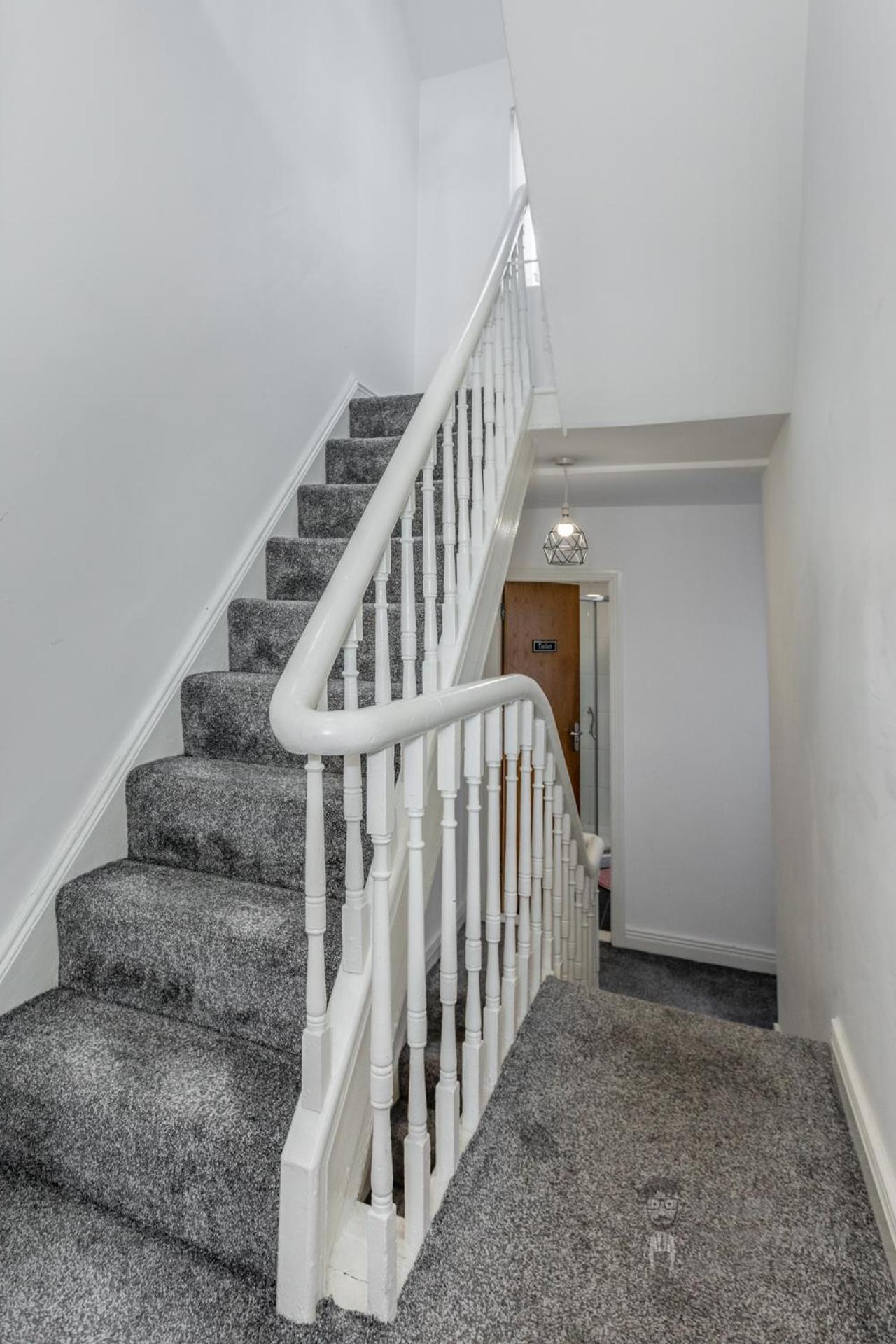 Attic Style 2 Bed Duplex Apartment With Rooftop Patio Belfast Eksteriør bilde